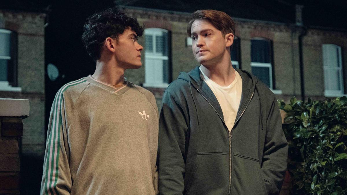 Joe Locke (Charlie) y Kit Connor (Nick) en la tercera temporada de 'Heartstopper'.