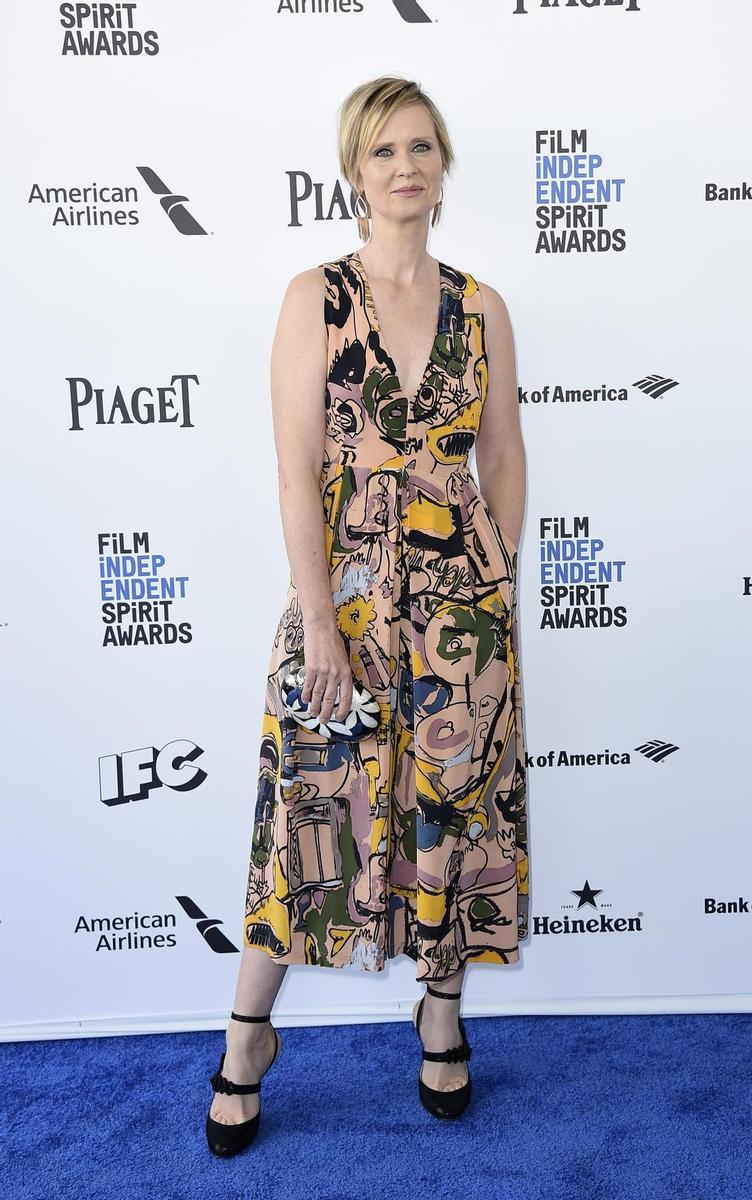 Cynthia Nixon en la alfombra de los Film Independent Spirit Awards