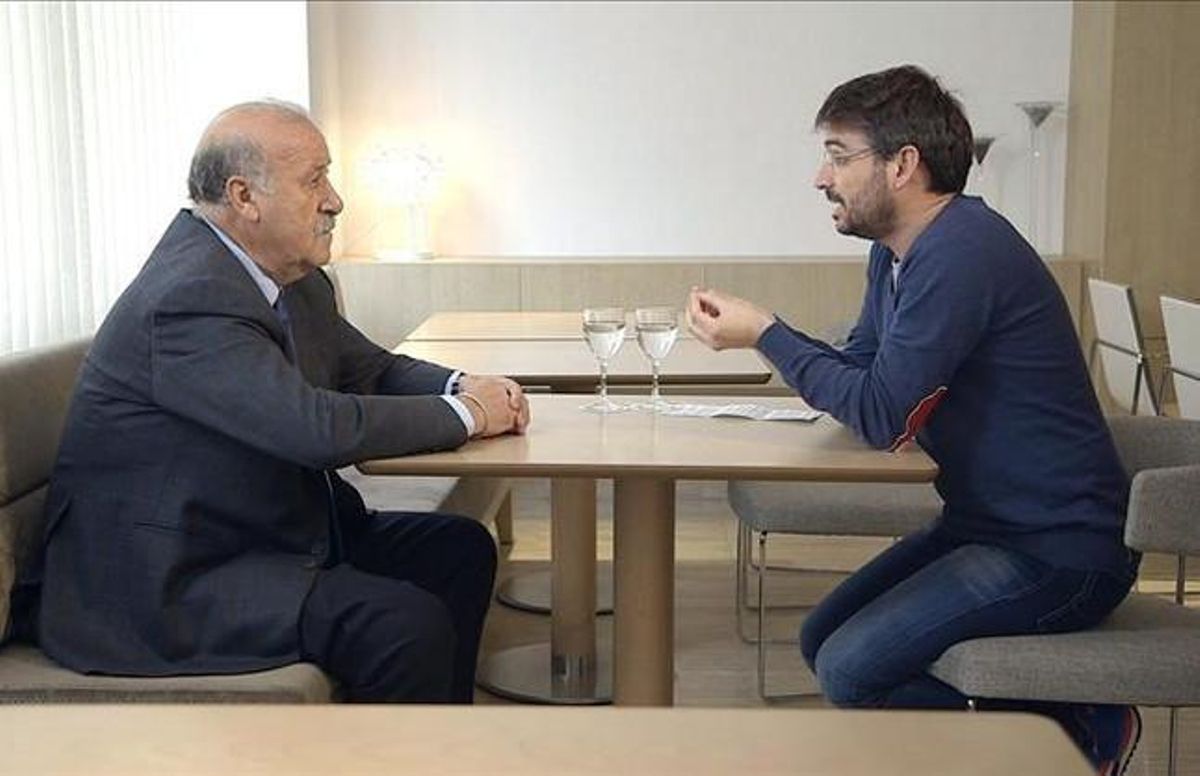 Jordi Évole, amb Vicente del Bosque, a ’Salvados’. Jordi Évole, amb Vicente del Bosque, a ’Salvados’.