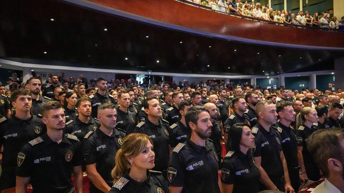Video | Acto de entrega de despachos a los nuevos policías locales de Extremadura