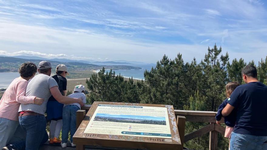 El Día de las Aves Migratorias se vive en O Grove