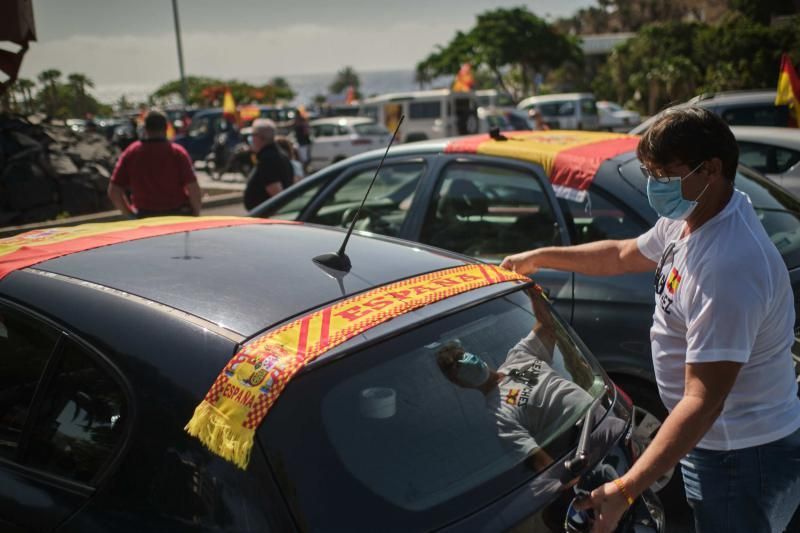 Manifestación de VOX en Santa Cruz de Tenerife  | 23/05/2020 | Fotógrafo: Andrés Gutiérrez Taberne