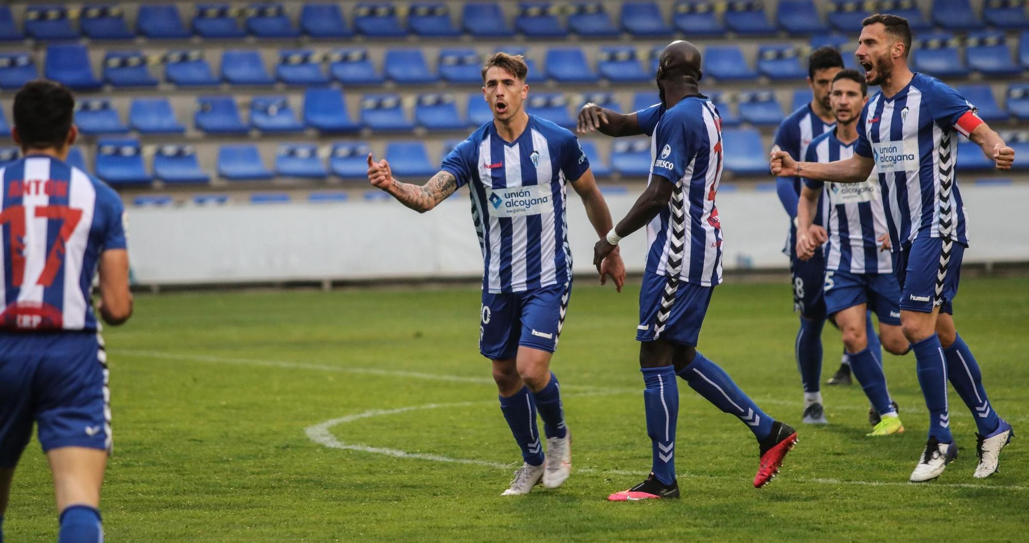 El Alcoyano se lleva los tres puntos ante La Nucía