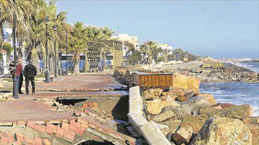 El Gobierno discrimina a Almenara sin una ayuda urgente para su playa