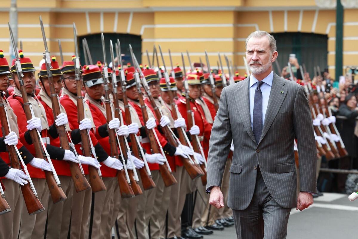 Felip VI, investit ‘protector’