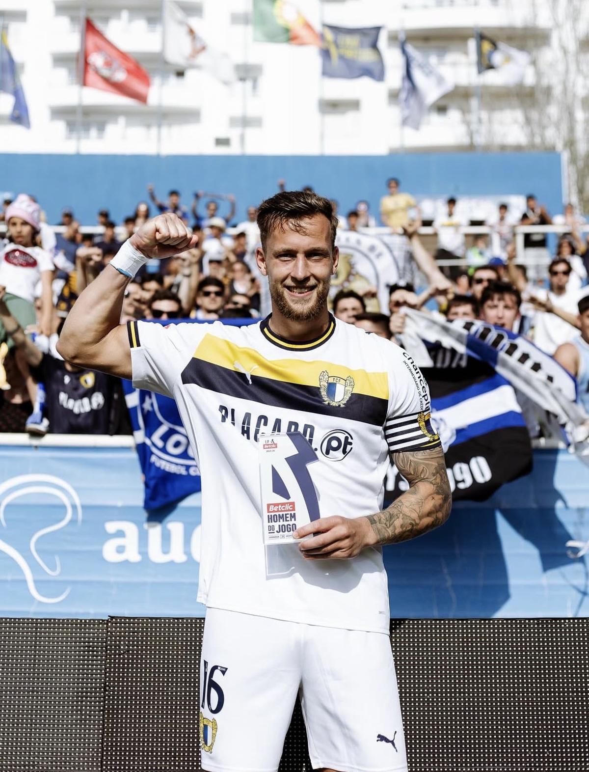 Justin de Haas nombrado hombre del partido