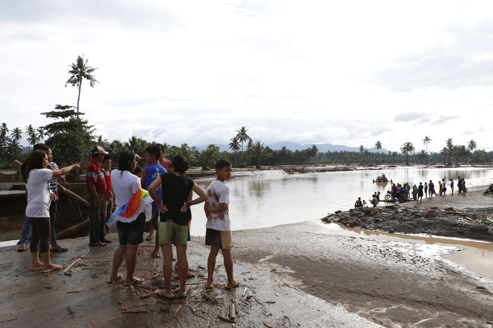 La tormenta tropical 'Tembin' azota Filipinas