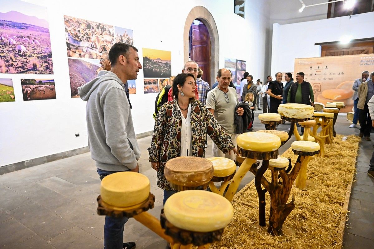 Exposición conjunta "Miradas al Queso"