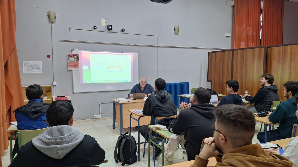 Una clase en el IES Maimónides de Córdoba capital.