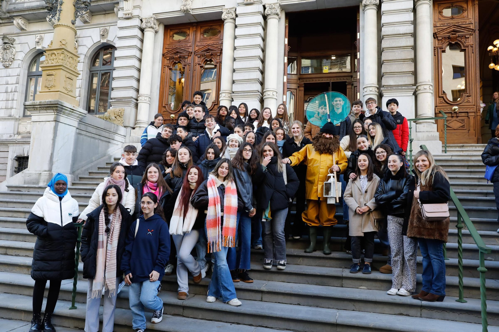 La visita del Anguleru a la Junta General y la petición del presidente: unos Presupuestos