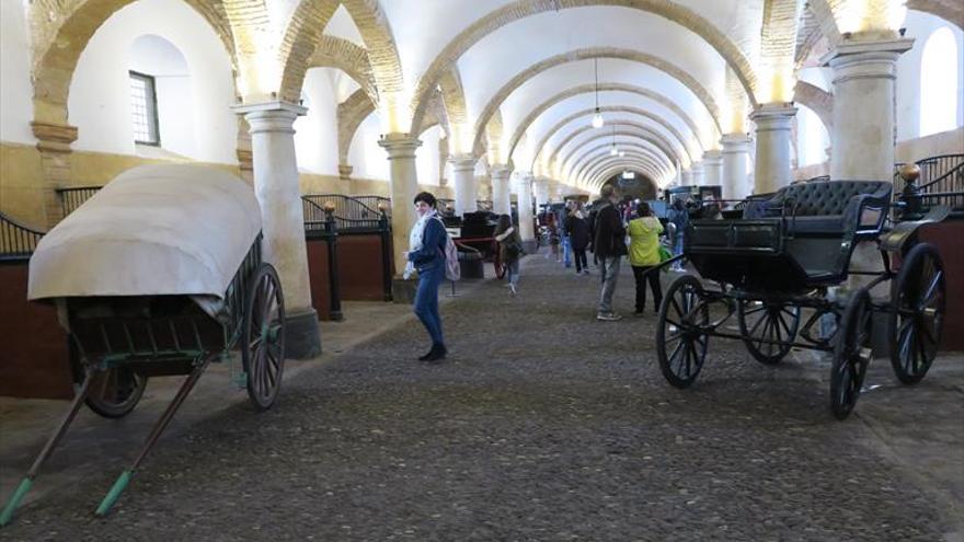 Defensa da otra prórroga al Ayuntamiento en Caballerizas mientras siguen negociando