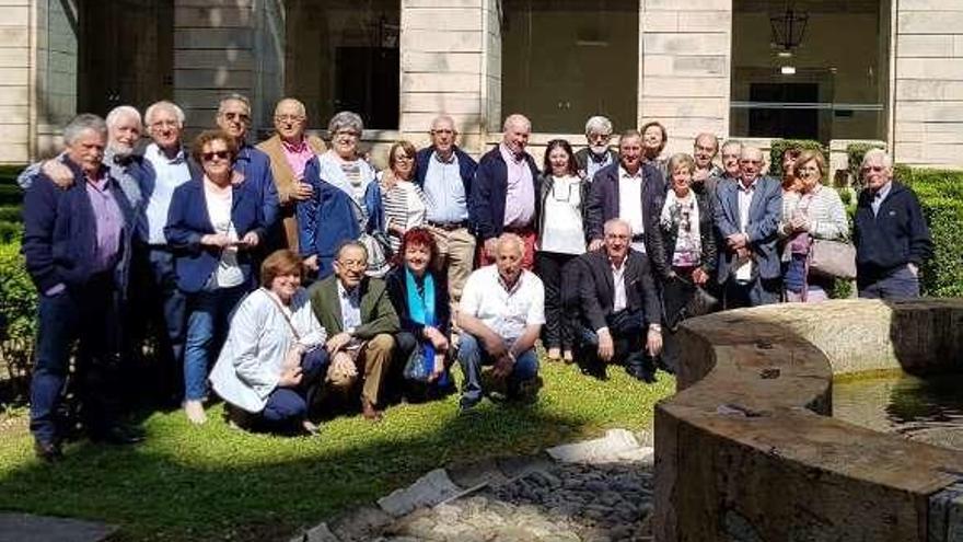 Antiguos alumnos de Corias, reunidos 50 años después de acabar Bachiller