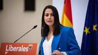 Inés Arrimadas 'bendice' a la candidata Nuria Rodríguez