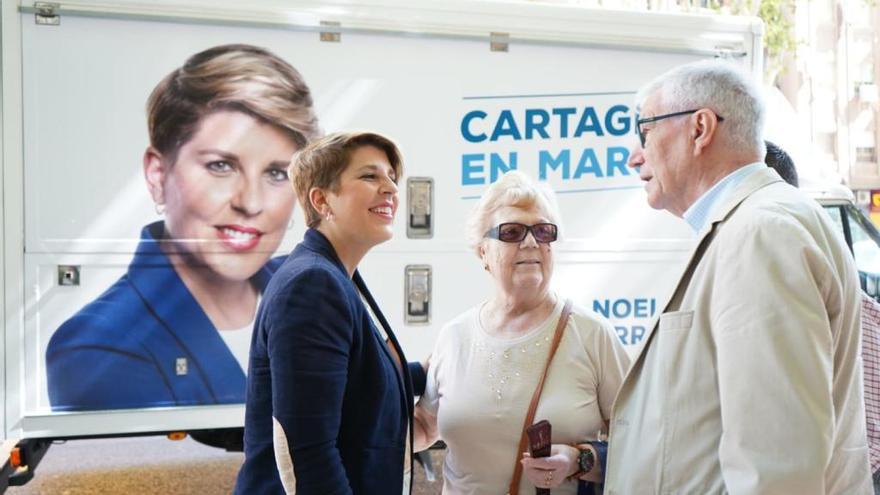 Noelia Arroyo promete autobús gratis para los jubilados de Cartagena