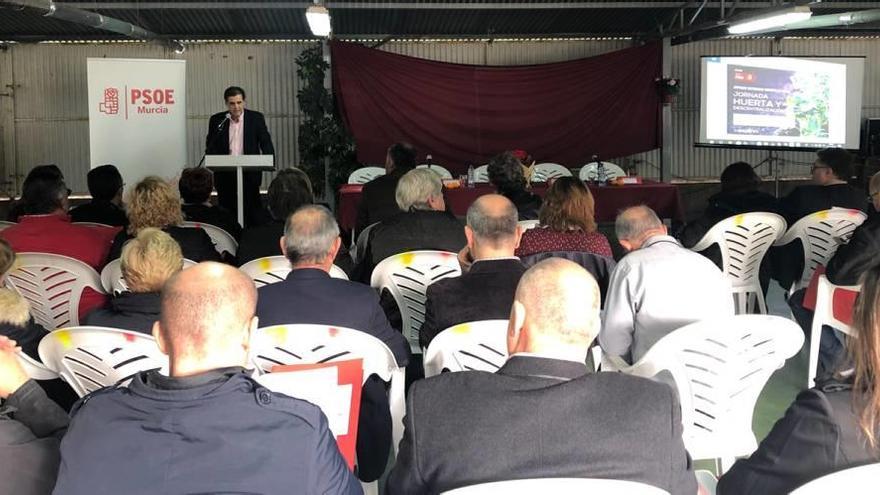 José Antonio Serrano, ayer, durante su intervención en Zeneta.