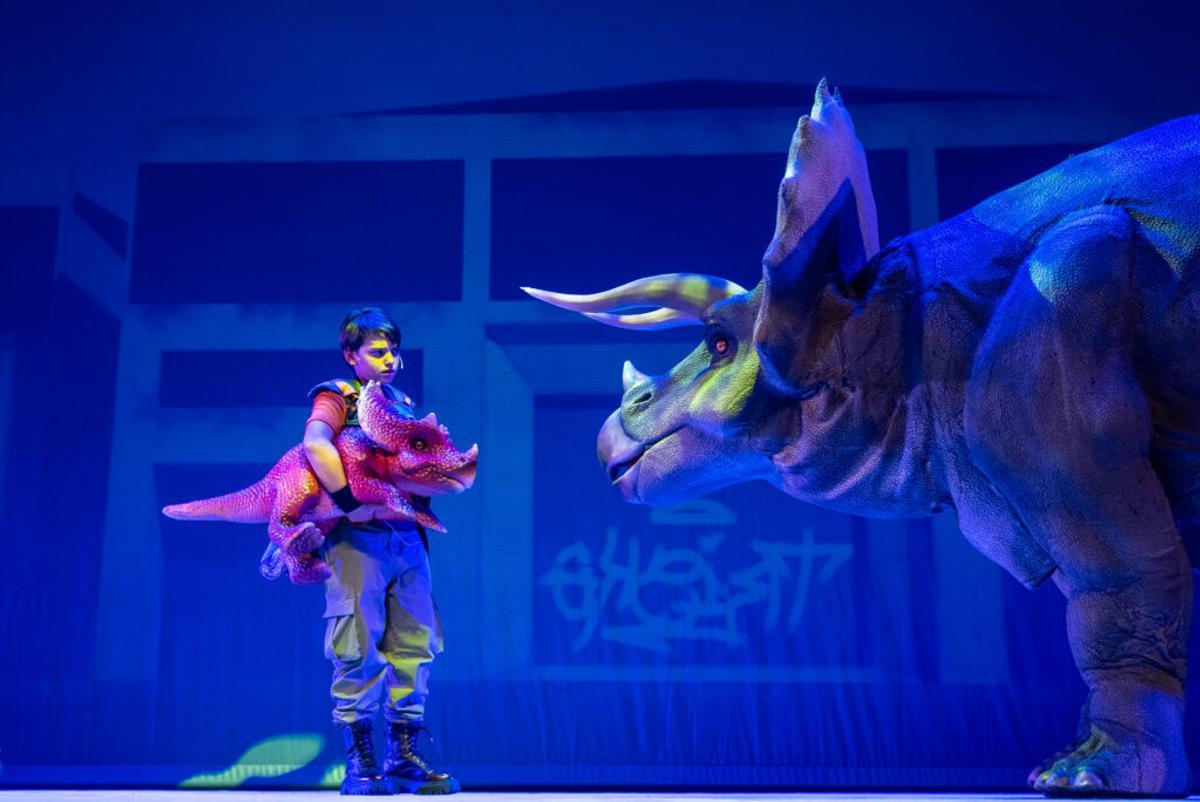 "Dinosaurios y princesas"