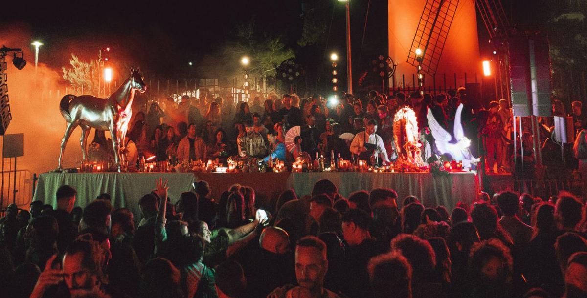 La última fiesta de La Verbenita, en sa Punta des Molí. | J.A. RIERA