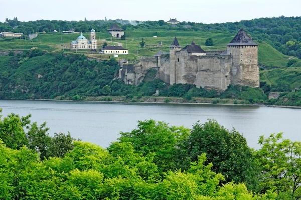 La fortaleza de Khotyn, un castillo situado en Óblast de Chernivtsi entre 1325 y 1460