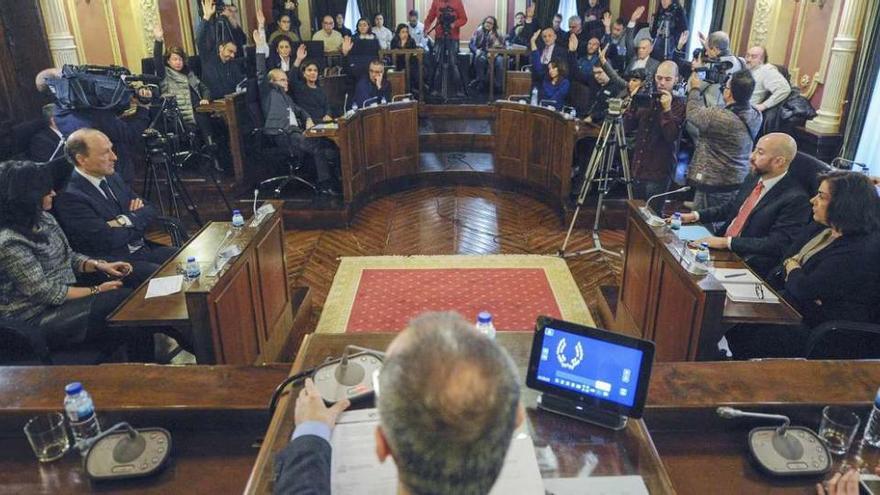 La Corporación Municipal celebrará el martes la sesión extraordinaria solicitada por el grupo de Democracia Ourensana. // Brais Lorenzo