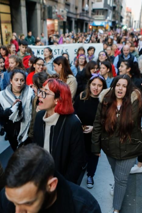 Manifestación por la condena a los integrantes de "La Manada" en Gijón.