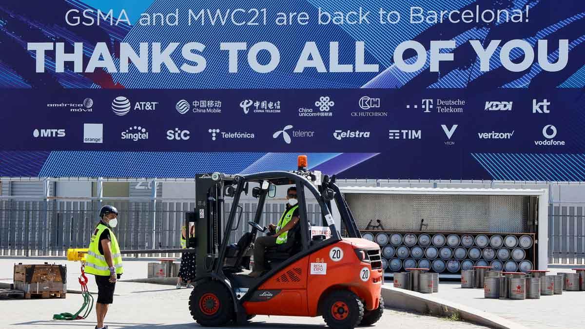 Preparativos del Mobile World Congress 2021 en la Fira de L'Hospitalet