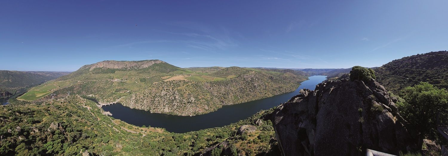 Vistas desde el mirador de Picón del Moro (Saucelle).