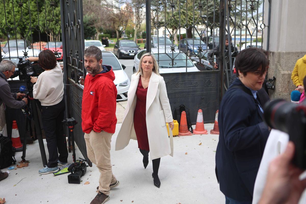 Los acusados en el crimen de Samuel Luiz llegan a la Audiencia Provincial para la lectura del veredicto