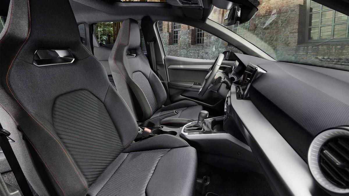 Tecnología, confort y diseño en cada detalle: el interior del SEAT Ibiza sorprende desde el primer momento