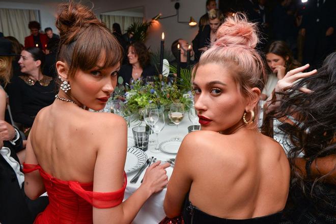 Bella Hadid y Hailey Baldwin en Cannes