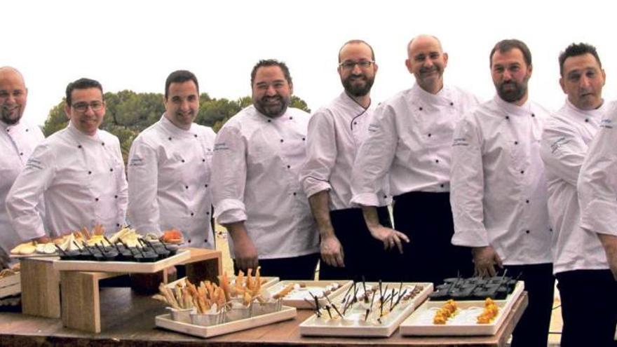 Todos los cocineros del grupo Hesperia presentes en la inauguración del Villamil.