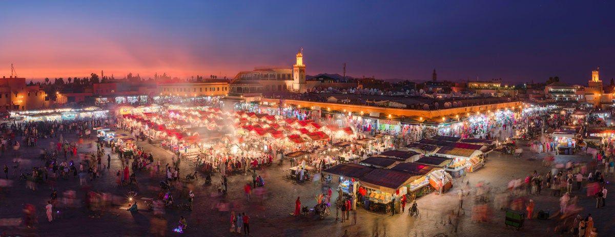 La plaza de Jemaa el Fna, el mayor espectáculo del norte África