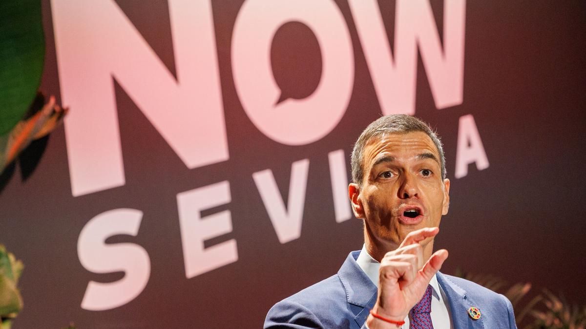 El presidente del Gobierno español, Pedro Sanchez, interviene este domingo en Sevilla en un acto de Global Citizen Now en el marco de la IV Conferencia Internacional de la ONU sobre Financiación al Desarrollo.