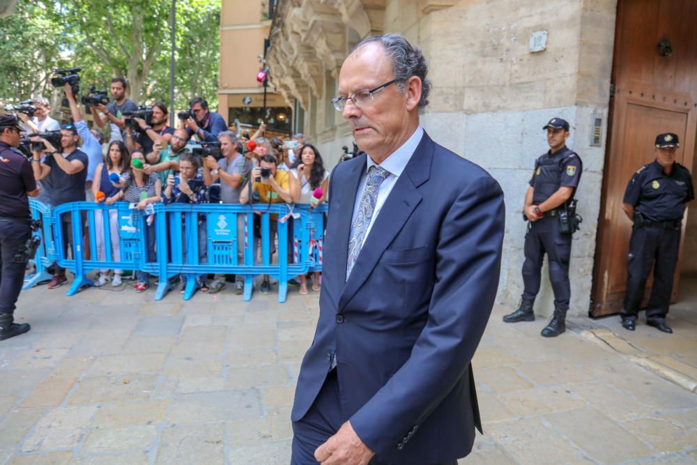 Urdangarin comparece en la Audiencia de Palma