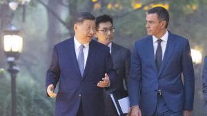 Sánchez defensa a Pequín que la guerra comercial no beneficia ningú