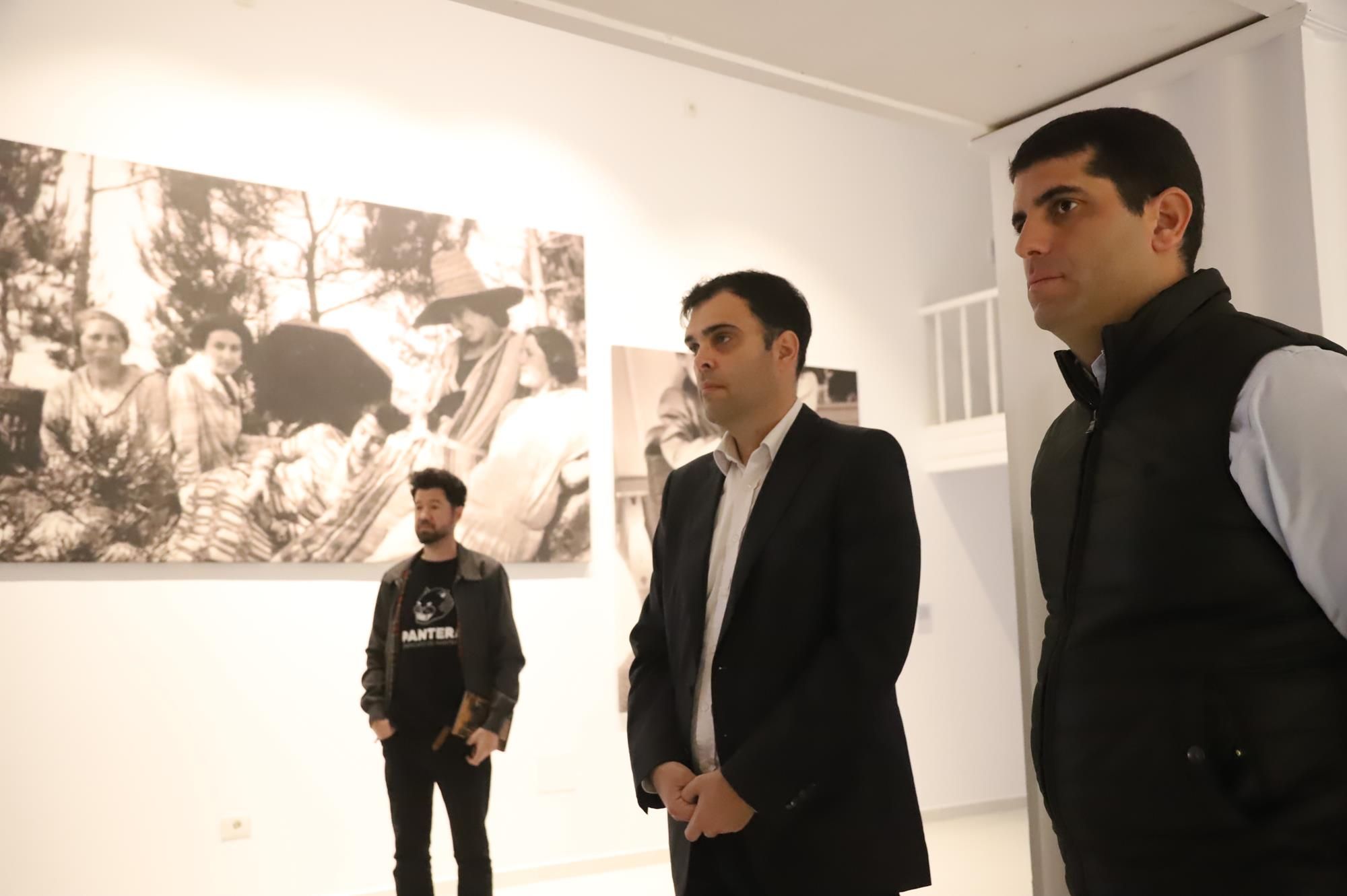 Exposición 'Real galería de retratos de gente que no existe', en El Almacén