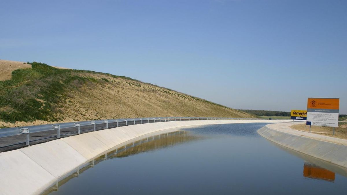 Imagen de archivo del canal Genil-Cabra.