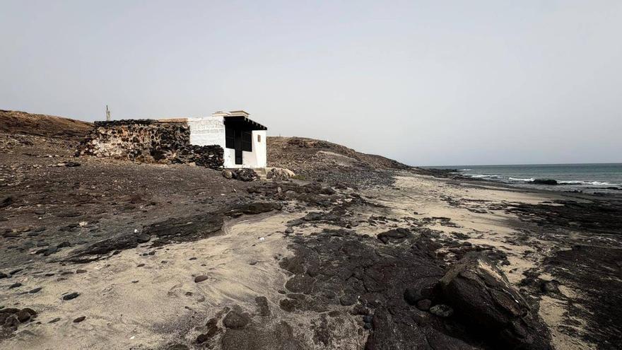 Efequén reclama que la casa de la Cueva de la Negra sea BIC