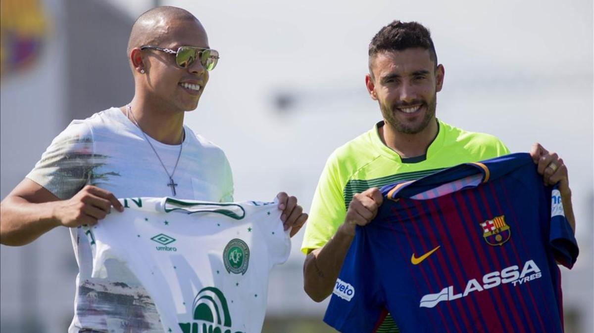 Ferrao y Alan Ruschel, uno de los supervivientes a la tragedia aérea