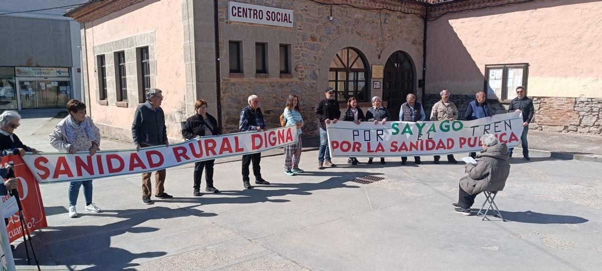 Concentración 211 por la Sanidad en Sayago