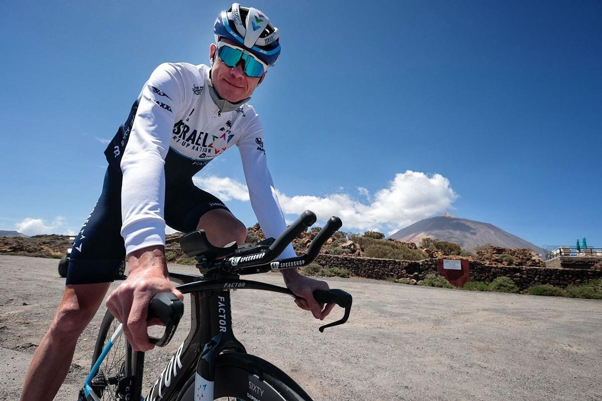 Chris Froome, durante su concentración en Tenerife.