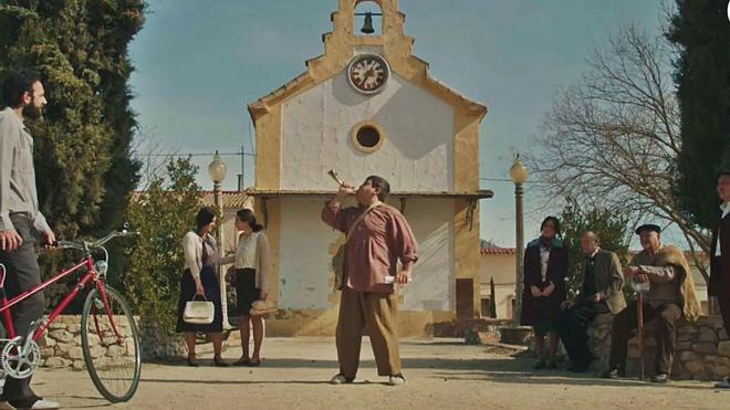 Así es la Colonia de Santa Eulalia, el pueblo alicantino donde se graba 'L'Alqueria Blanca'