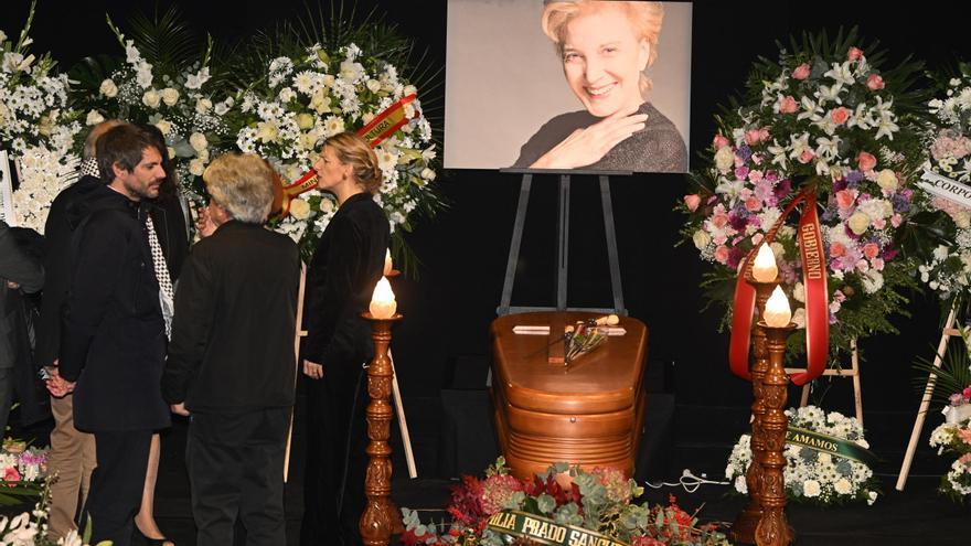 Urtasun anuncia un &quot;gran homenaje&quot; a Marisa Paredes en los Goya 2025