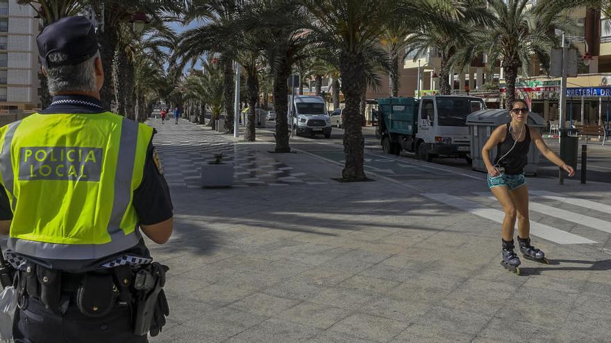 La Policía Local de Elche denuncia a 154 personas en dos días por incumplir el Estado de Alarma