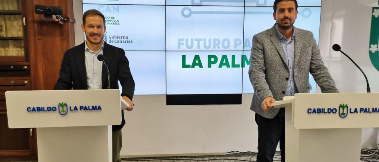 Mariano Hernández Zapata y Borja Perdomo, en rueda de prensa.