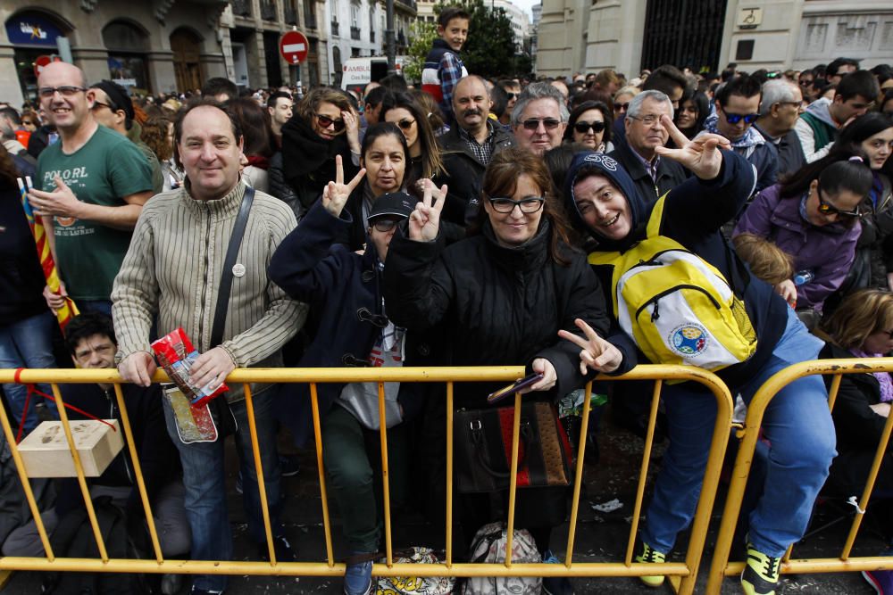 Búscate en la mascletà del 6 de marzo