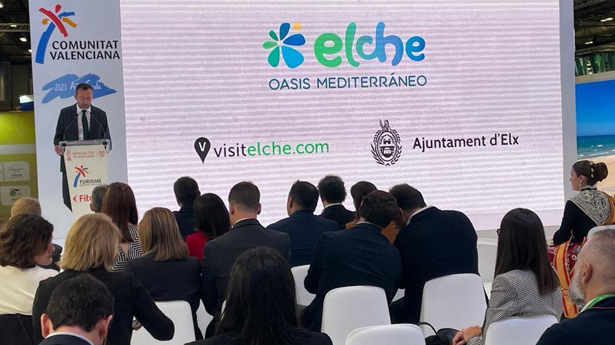 El alcalde presenta la imagen renovada de Elche, Oasis Mediterráneo en Fitur