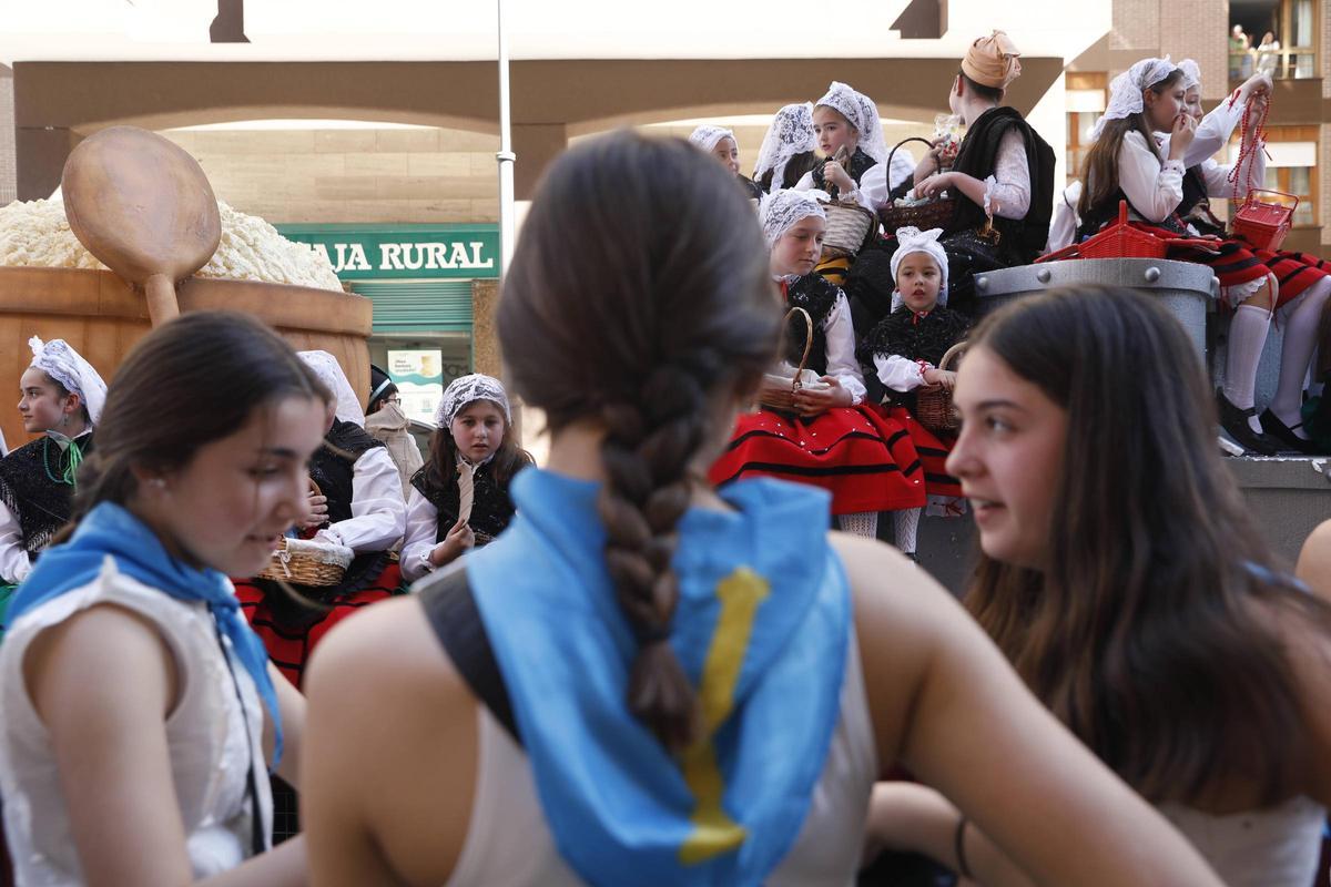 EN IMÁGENES: El desfile de carrozas del lunes de Pascua