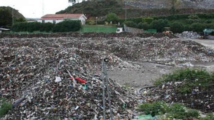 Antigua planta de tratamiento de residuos en Entrerríos, Mijas.