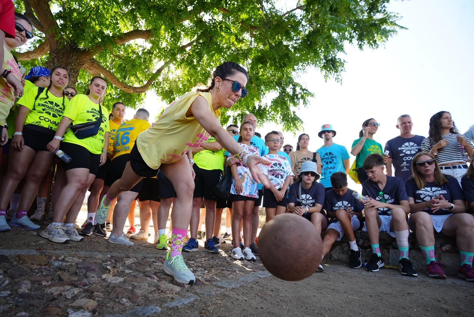 Añora vive una intensa jornada de juegos en las Olimpiadas Rurales