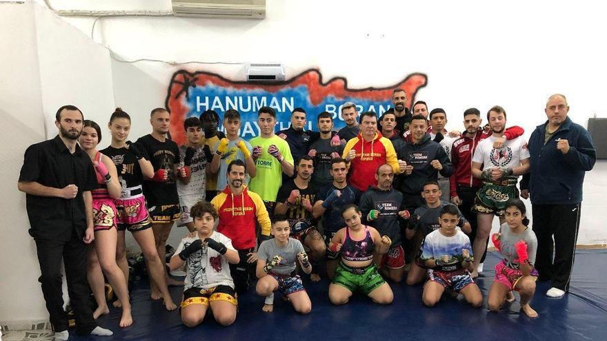 El club Hanuman acoge una actividad de muay thai